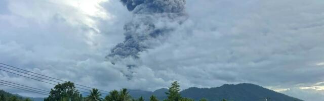 Moćni vulkan ponovo eruptirao, kruži neverovatan snimak
