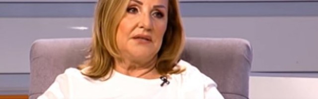 OVO JE SIN ANE BEKUTE! Rodila ga je kao TINEJDŽERKA, a onda ga je ostavila u DOMU! Evo kako sada IZGLEDA i u kakvom je odnosu sa MAJKOM! /FOTO/