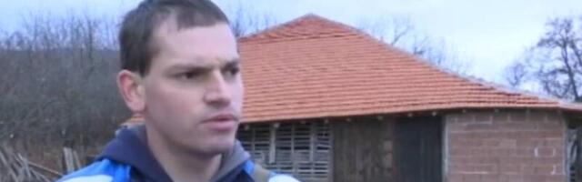 Miloš je istoričar ali svaki svoj slobodan trenutak provodi čuvajući ovce, a pašnjake gleda kao svoju učionicu