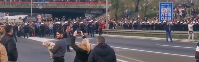 Kako se Srbija priprema za novu blokadu – poruke mira, pozivi i pretnje