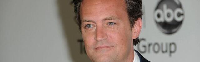 Čendler ne gleda "Prijatelje", podsećaju ga na opijate