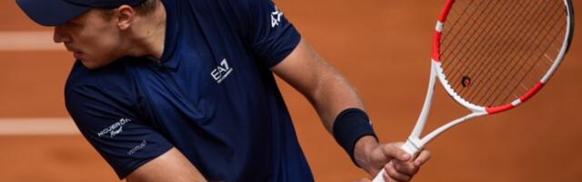 KRAJ ZA MEĐEDOVIĆA: Hamad propustio šansu za pobedu, izgubio od 10. tenisera na svetu