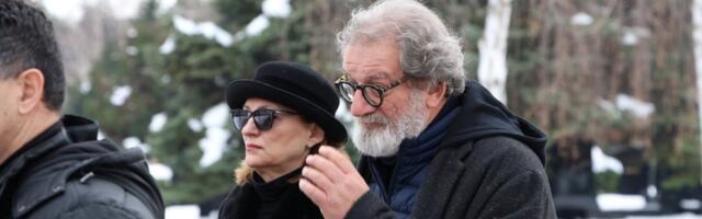 "Putuj sada negde iza duge": Boda Ninković održao emotivni govor bratu i briznuo u plač (VIDEO)