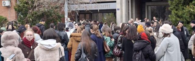 Nezavisni sindikat Filozofskog fakulteta u Novom Sadu organizuje protest: „Kršenje autonomije univerziteta i policijska represija moraju prestati“