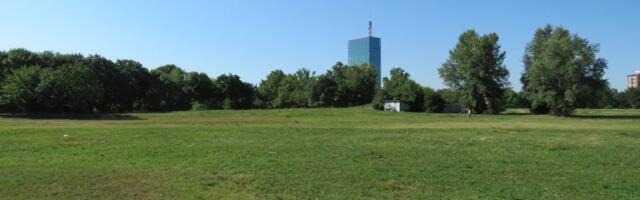 Nekad ruglo, danas oaza usred Beograda: Evo kako je park "Ušće" izgledao pre rekonstrukcije (FOTO)