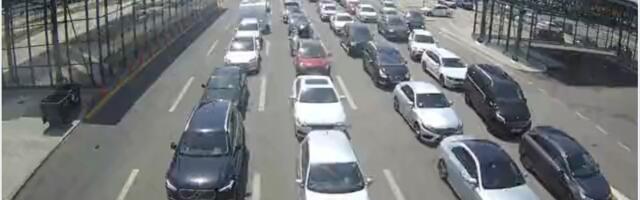 Vozači, naoružajte se strpljenjem! Na ovim granicama su se formirale kolone vozila, automobili ne mrdaju