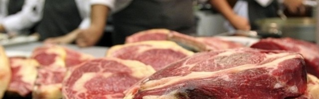 Zašto je crveno meso na lošem glasu i da li je zaista štetno?