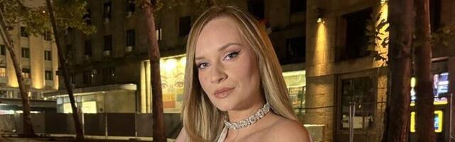 Svetski hit otpevan na balkanski način! Poslušajte kako zvuči "bosanska Adel" i oduševićete se njenom izvedbom (VIDEO)