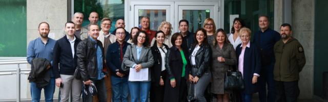 Odborničke grupe „Dr Dragan Milić“ i „Koalicija za Niš“ podnele inicijativu za uvođenje statusa roditelj–negovatelj u Nišu