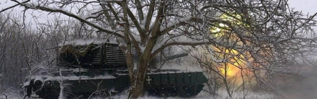 Украјинска оклопна колона разбијена у контранападу (видео)