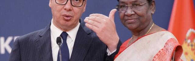 VUČIĆ SE SASTAO SA PREDSEDNICOM INDIJE: Razgovarali o ključnim ekonomskim i tehnološkim pitanjima u Nju Delhiju