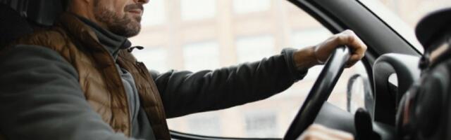 SVE ZAVISI OD JEDNOG FAKTORA! Da li je ekonomičnije uključiti klimu ili otvoriti prozor u automobilu kako biste se rasladili!