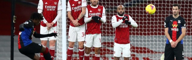 MILIVOJEVIĆ I KRISTAL PALAS DOŠLI DO BODA: Arsenal prekinuo seriju pobeda, bez golova na ‘Emiratima’
