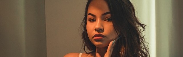 Ko više uživa u seksu - devojke sa malim ili velikim grudima?