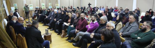 Održana promocija knjige “Zalog svjetlosti” i izložba slika “U podneblju dva jezika” akademika Fatmira Bačija