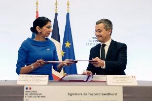 Француска и Британија удружују снаге како би зауставиле илегалне преласке преко Ламанша