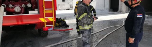 DRAMA: GOREO HOTEL U KRAGUJEVCU! Požar buknuo u kuhinji "Industriala", jedan zaposleni zadobio opekotine!