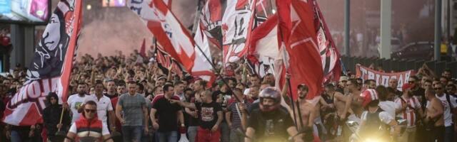 ISTE BOJE, ISTA KRV: Navijači Olimpijakosa ovako su potvrdili ljubav prema Zvezdi