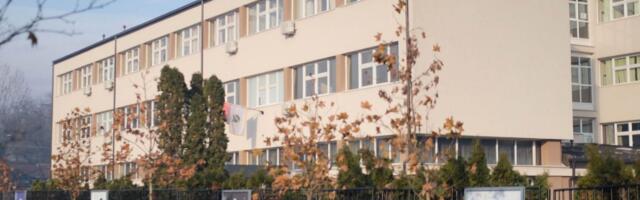 Zbor građana: Otvoriti škole i ustanove za smještaj gostiju