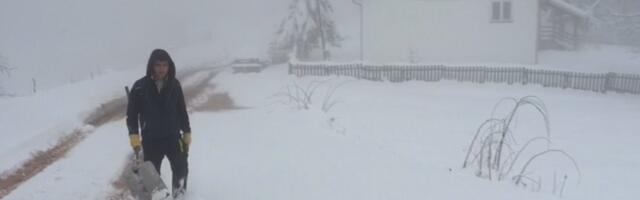 Stanovnici Sjenice odahnuli! Sneg im je doneo mnoštvo problema, sada se situacija menja