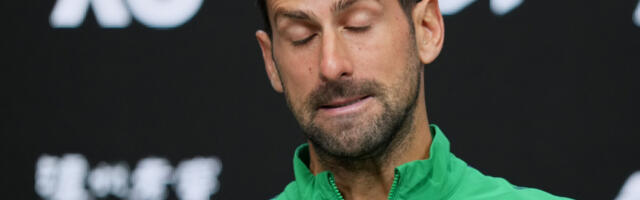 HAOS NA TRIBINAMA ZBOG ĐOKOVIĆEVOG VELIKOG PRIJATELJA! Burno reagovao - šta li će na OVO reći Novak? (VIDEO)
