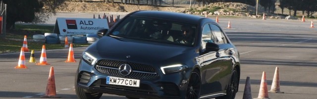 Mercedes-Benz A250 e Sedan na visini zadatka prilikom testa „severnog jelena“ (VIDEO)