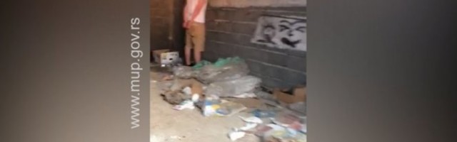 Policajci su kod mladića pronašli marihuanu, a onda su pretresli njegovu kuću! Zbog onoga što su pronašli odmah je priveden! Foto/Video