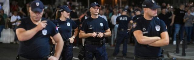 PMF optužio policiju za nasilje nad učesnicima komemorativne šetnje