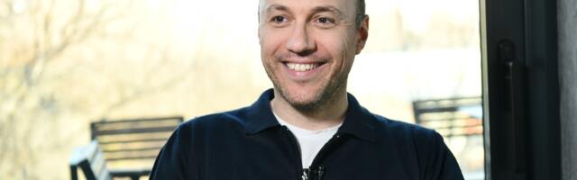 Ovako izgleda MAJKA Baneta Mojićevića: 40 GODINA JE LEČILA DECU, sin puca od ponosa kada govori o njoj, a evo kako su proveli divan dan (FOTO)