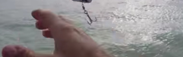 Ubila ga riba dok je bio na pecanju!