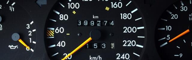 Ovako ćete prepoznati da je automobilu vraćena kilometraža