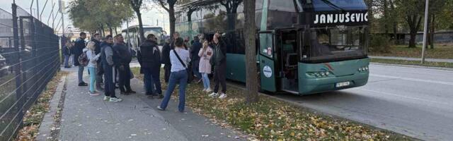 U organizaciji SNS-a aktivisti i simpatizeri otputovali za Beograd