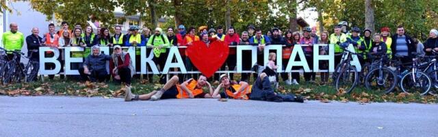 Niški studenti vozili bicikle u znak sećanja na žrtve u Novom Sadu i prikupili preko 130.000 dinara za lečenje malog Damjana