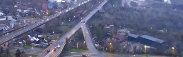 DESIO SE UDES NA PANČEVAČKOM MOSTU Stvorila se ogromna kolona (FOTO)