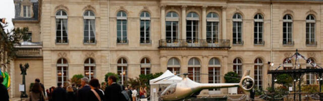 Суђење у Паризу због крађе порцелана и сребра из Јелисејске палате