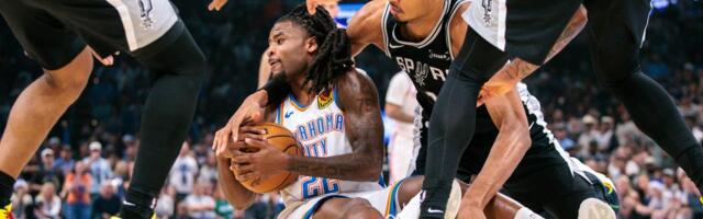 SAN ANTONIO PONOVO SRUŠIO ŠAMPIONA I PRESKOČIO JOKIĆEV DENVER: Sparsi se gostili u Oklahomi