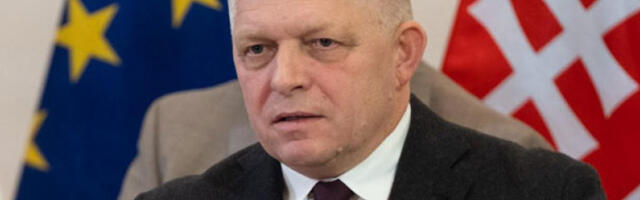 Роберт Фицо осудио америчке нападе на Венецуелу