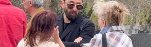 OGNJEN AMIDŽIĆ STIGAO NA MARINKOV POMEN: Deset godina bez voljenog člana grupe "Flamingosi", POTRESNE SCENE! (VIDEO)