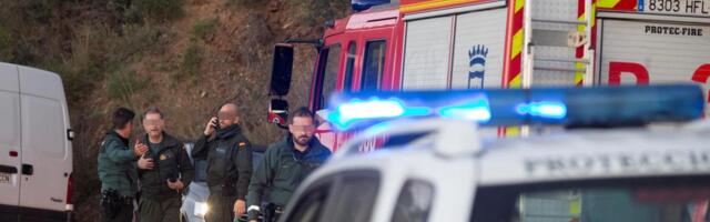 POŽAR U ZGRADI U MEDITERANSKOM RAJU ODNEO NAJMANJE DVA ŽIVOTA! Zbog udisanja dima u bolnici završilo devetoro ljudi, vatra izbila u zoru (FOTO)