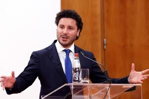Дритан Абазовић: Објединити ванредне парламентарне и председничке изборе