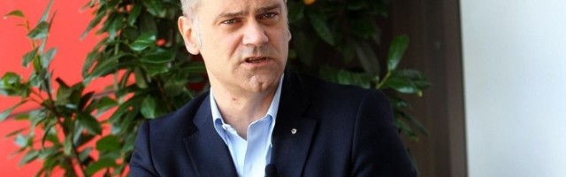 Borko Stefanović: Vučić preko tabloida vodi kampanju protiv nove vlasti u Crnoj Gori
