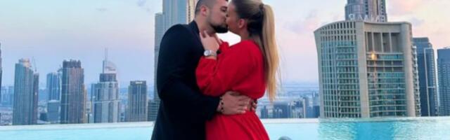 STARLETE SANJAJU NJEN ŽIVOT! Sin Dragane Mirković poveo devojku na NAJLUKSUZNIJU krovnu terasu u Dubaiju - puca skup pogled na Burdž Kalifu! (FOTO)