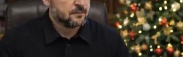 Šok video ruske ambasade: Putin u ulozi Deda Mraza, prestravljeni Zelenski saznaje šta je u poklonu