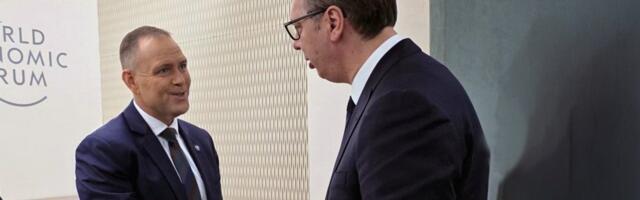 Važan susret u Davosu: Vučić pozvao poljskog predsednika u Srbiju (FOTO)