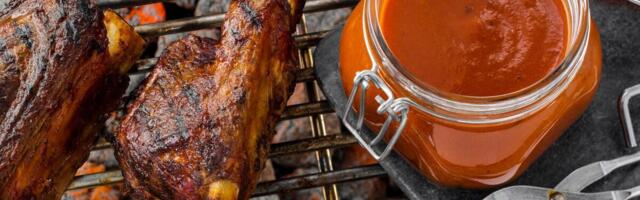 Najbrži recept za "barbikju" sos ": Savršeno ide uz roštilj, potrebno vam je samo 10 minuta, a 100 puta je zdraviji