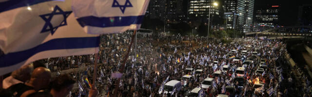 Izrael: Srljanje u građanski rat