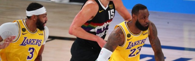 Lebronova odbrana i Denverova ukočenost presudili, Jokića presekli faulovi, Lejkersi imaju 3:1! Mogu li Nagetsi opet ono njihovo?