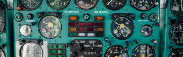 Ruski piloti se katapultirali iz aviona u hangaru