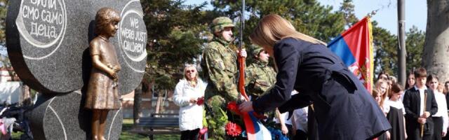 Đurđević Stamenkovski položila venac na Spomenik deci poginuloj u NATO bombardovanju