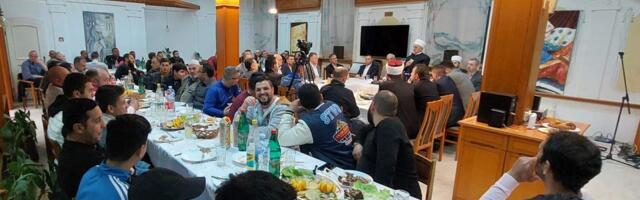 Iftar u Subotici uz prisustvo muftije Dudića i gradonačelnika Bakića